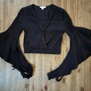 Black Flowy Sleeve Top